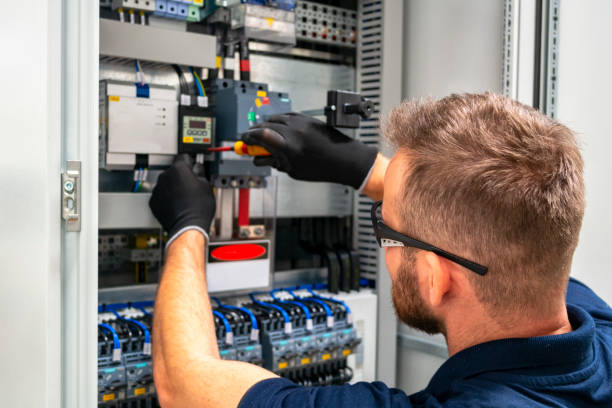 Best Circuit Breaker Repair  in Gra Forks, ND